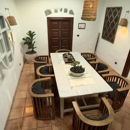 Botanica - 5 Bedroom With Pool And Hot Tub