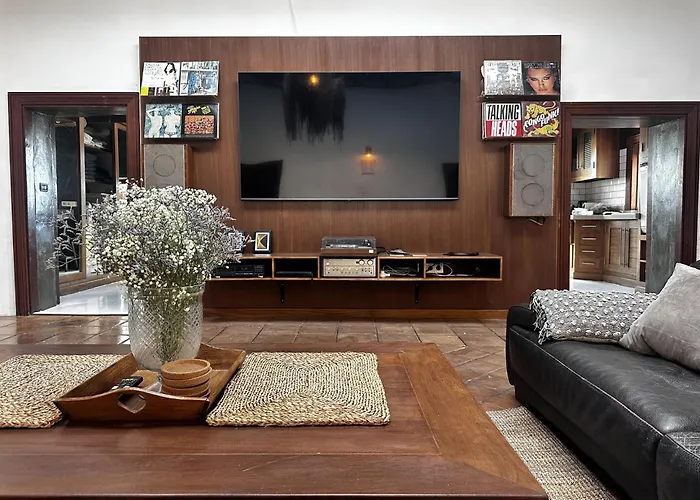 Botanica - 5 Bedroom With Pool And Hot Tub Prázdninový dům Tao