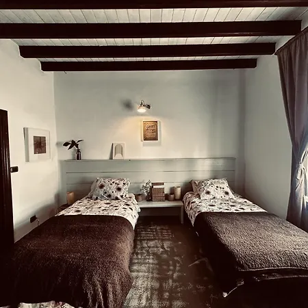 Дом отдыха Botanica - 5 Bedroom With Pool And Hot Tub Тао