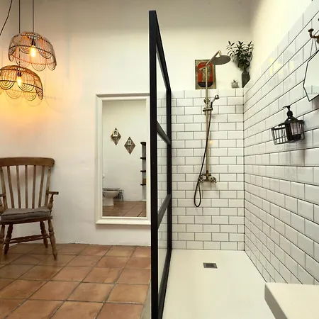 Casa vacanze Botanica - 5 Bedroom With Pool And Hot Tub Tao