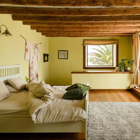 Дом отдыха Botanica - 5 Bedroom With Pool And Hot Tub *