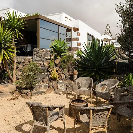 Botanica - 5 Bedroom With Pool And Hot Tub *