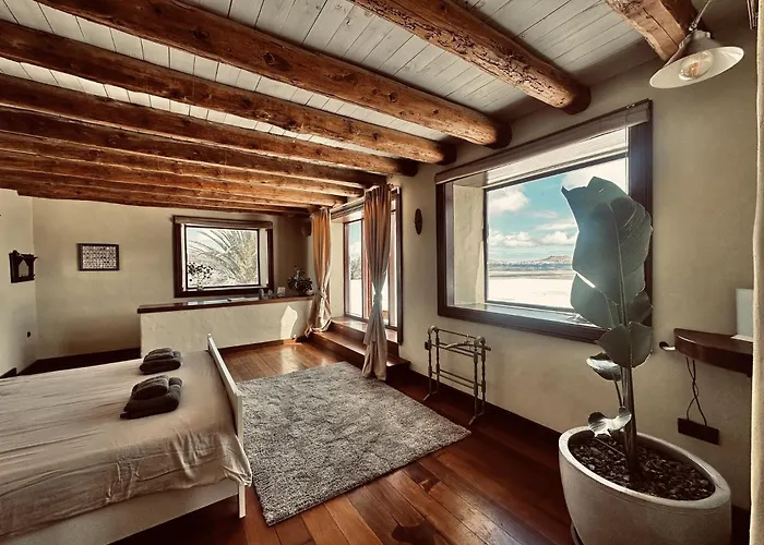 Holiday home Botanica - 5 Bedroom With Pool And Hot Tub