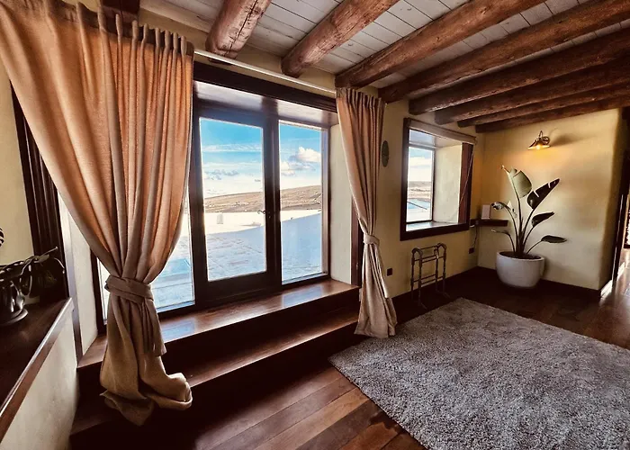 Holiday home Botanica - 5 Bedroom With Pool And Hot Tub *