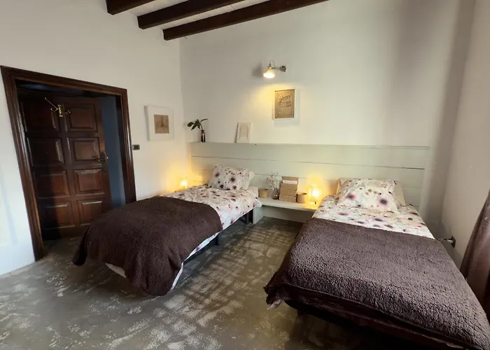 Holiday home Botanica - 5 Bedroom With Pool And Hot Tub