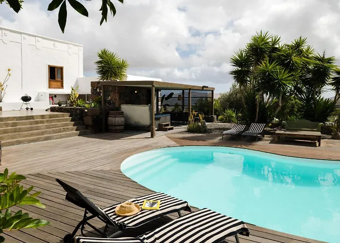 Botanica - 5 Bedroom With Pool And Hot Tub Tao