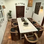 Botanica - 5 Bedroom With Pool And Hot Tub