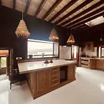 Prázdninový dům Botanica - 5 Bedroom With Pool And Hot Tub *