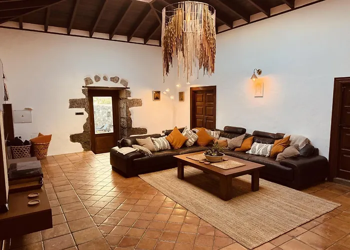 Botanica - 5 Bedroom With Pool And Hot Tub *